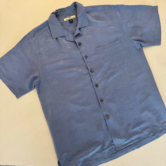 Tommy Bahama Other - Tommy Bahama Green Palm Tree 100% Silk Button Up Shirt B4/18